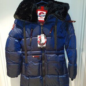 Brand New Canada Weather Gear Puffer coat